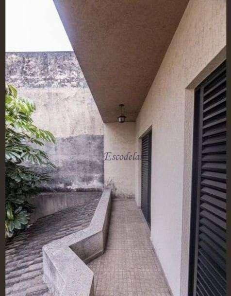 Sobrado à venda com 4 quartos, 357m² - Foto 5