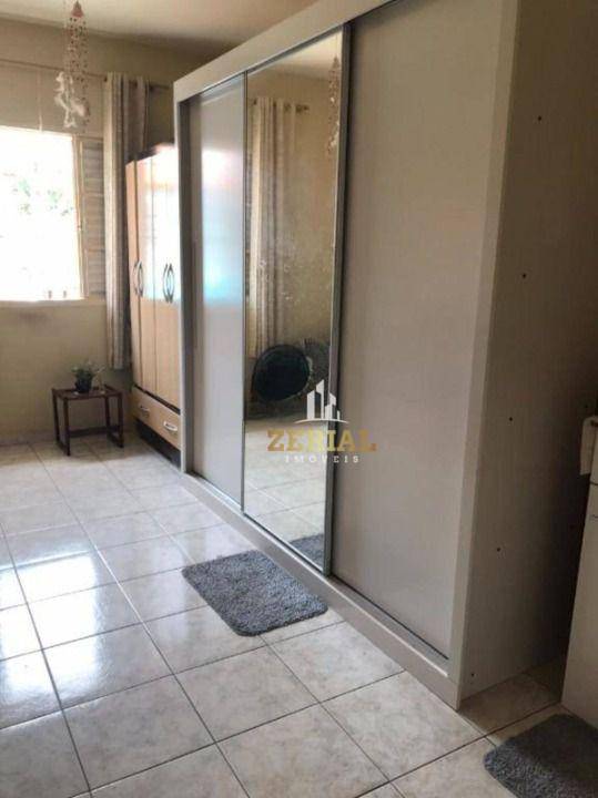 Sobrado à venda com 3 quartos, 200m² - Foto 9