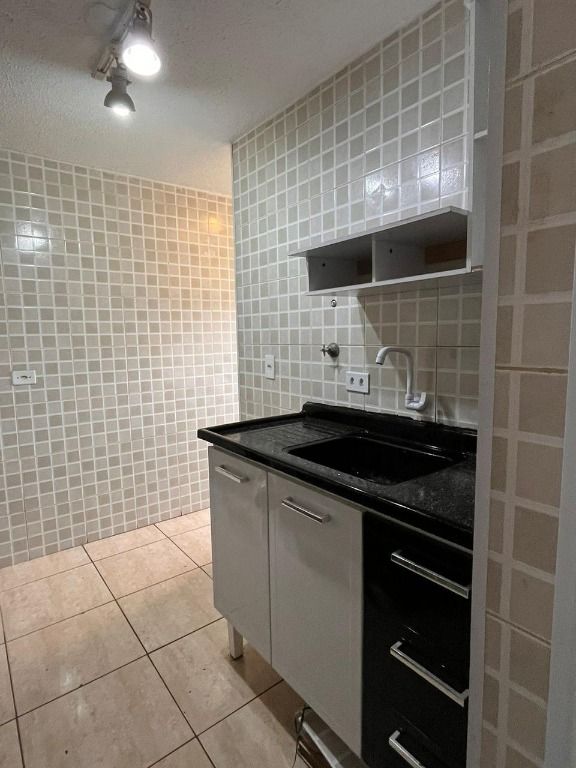 Apartamento à venda com 2 quartos, 54m² - Foto 18