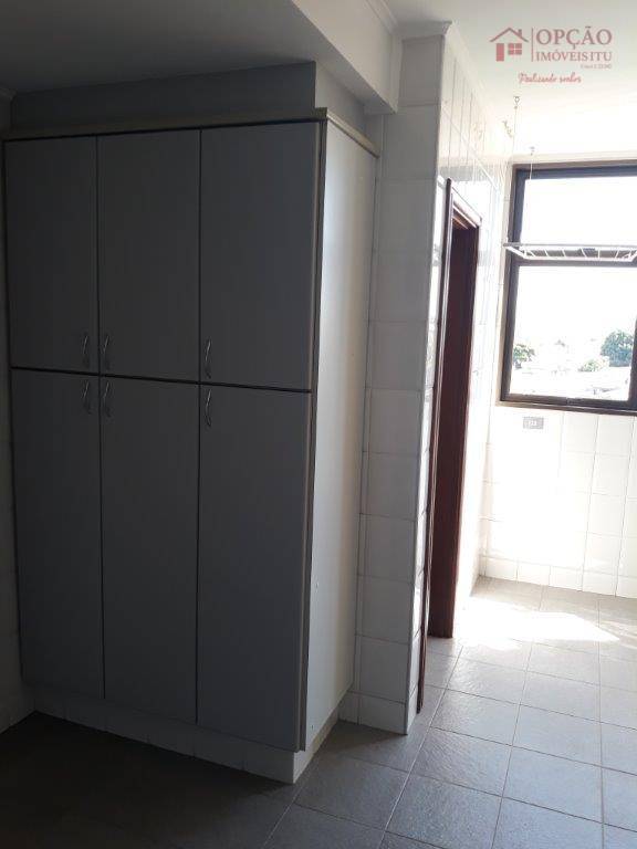 Apartamento à venda com 3 quartos, 265m² - Foto 13