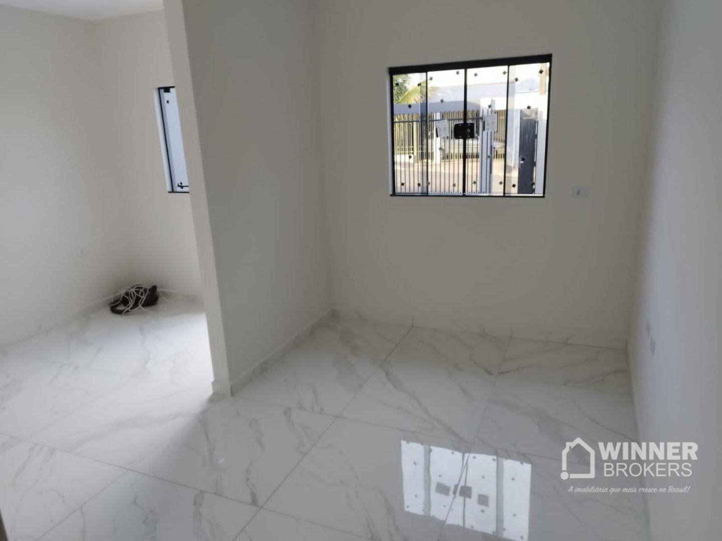 Casa à venda com 2 quartos, 64m² - Foto 5