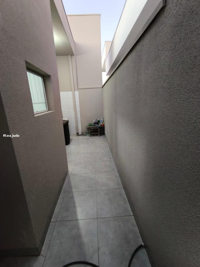 Casa à venda com 2 quartos, 222m² - Foto 9