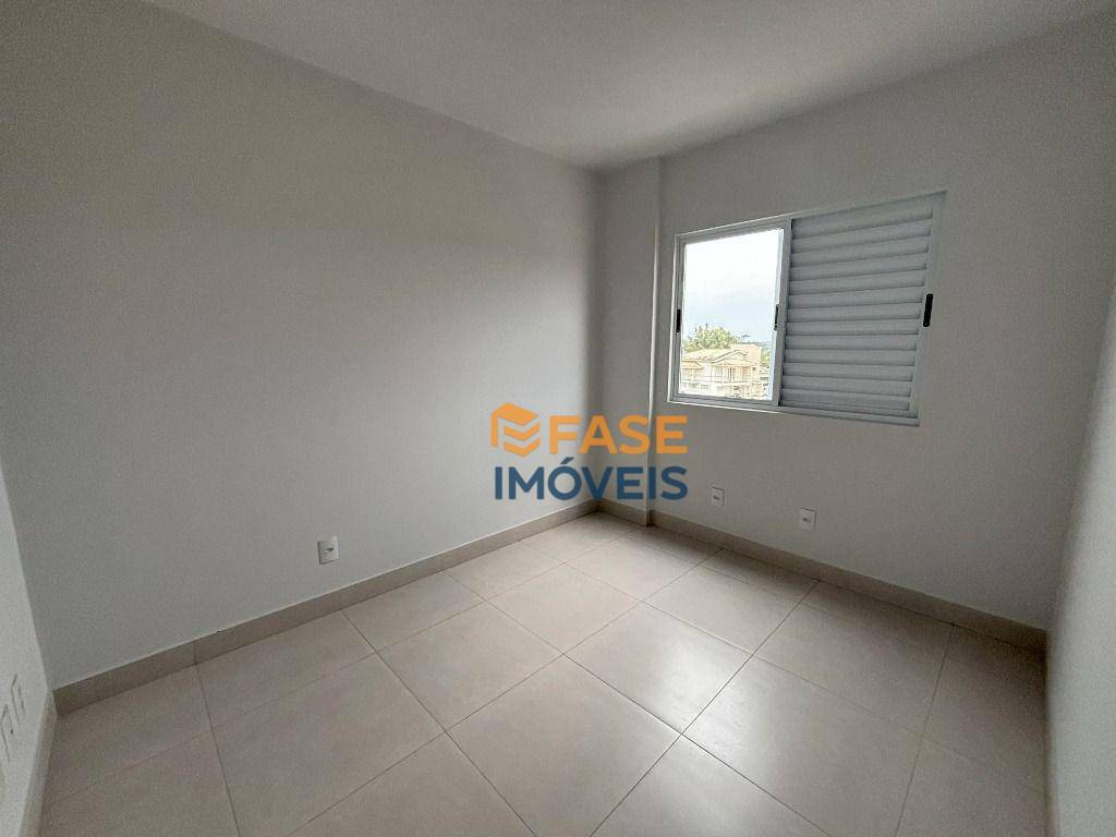 Apartamento à venda com 3 quartos, 79m² - Foto 7