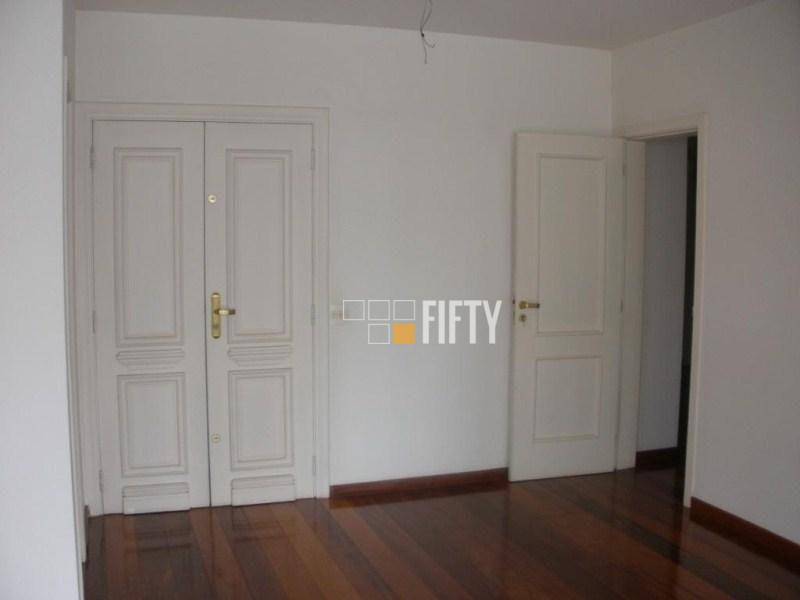 Apartamento para alugar com 4 quartos, 360m² - Foto 4