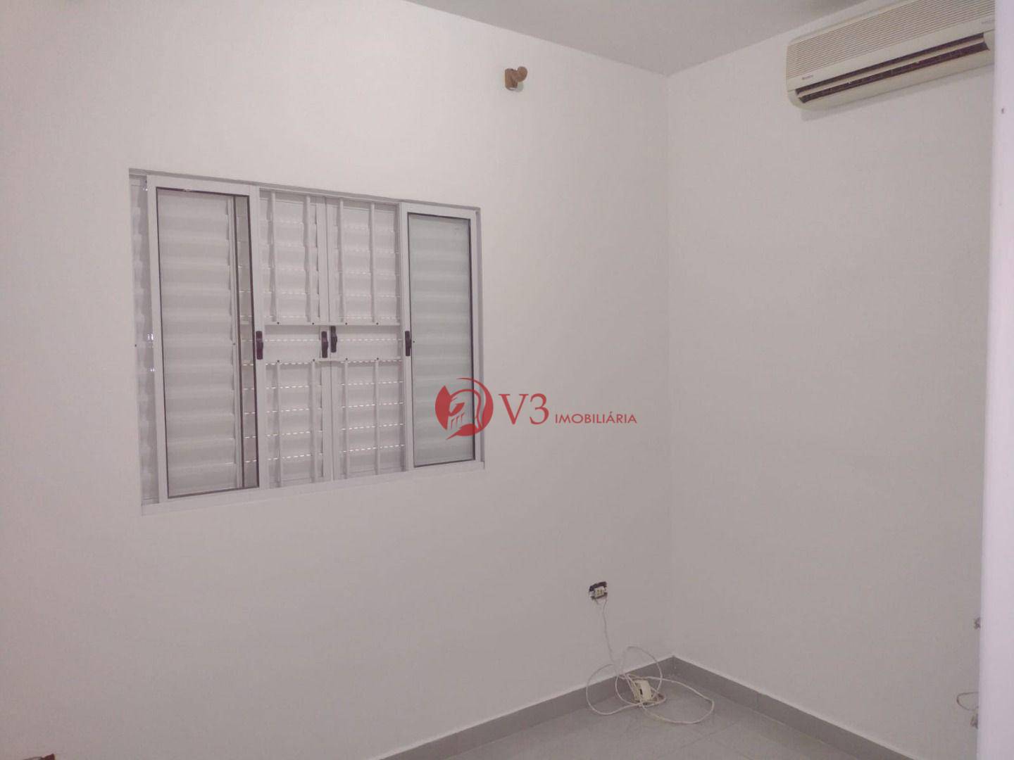 Sobrado à venda e aluguel com 3 quartos, 250m² - Foto 9