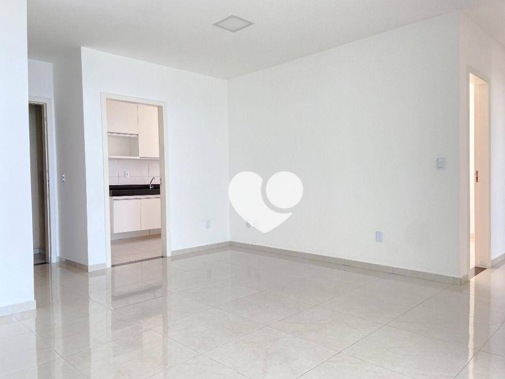 Apartamento à venda com 3 quartos, 95m² - Foto 5