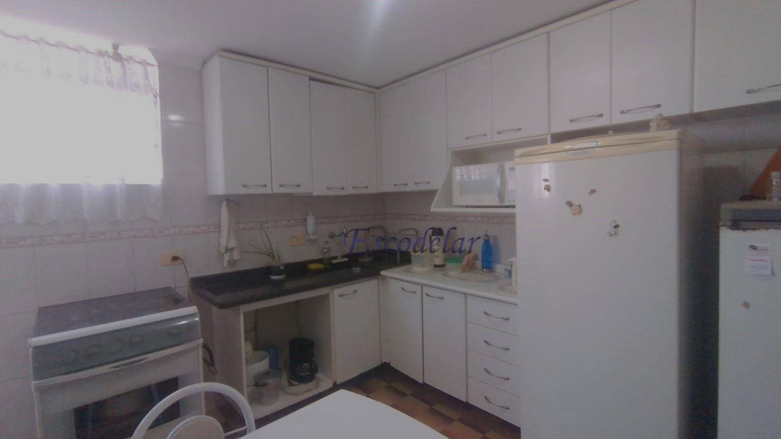 Apartamento à venda com 2 quartos, 95m² - Foto 17