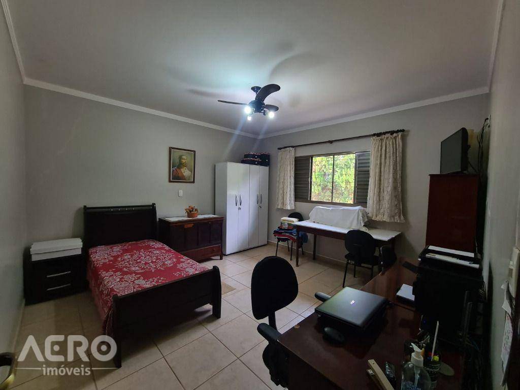 Chácara à venda com 4 quartos, 450m² - Foto 62