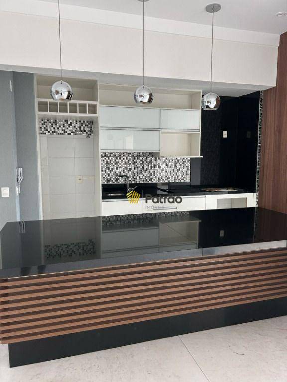Apartamento à venda com 3 quartos, 116m² - Foto 3