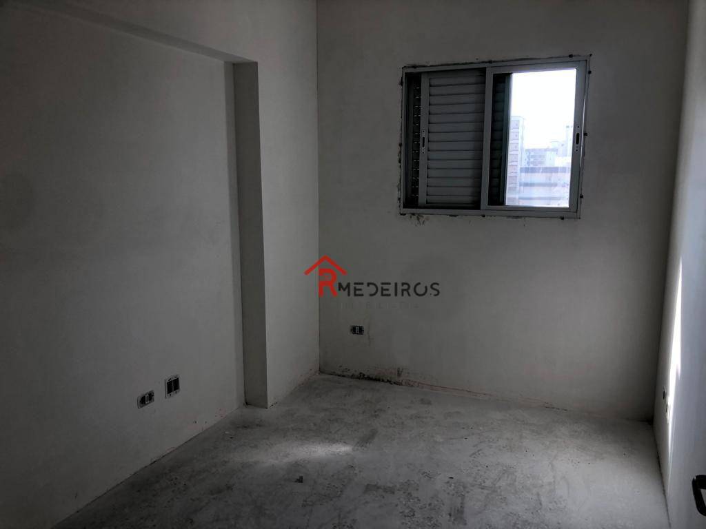 Apartamento à venda com 2 quartos, 70m² - Foto 7