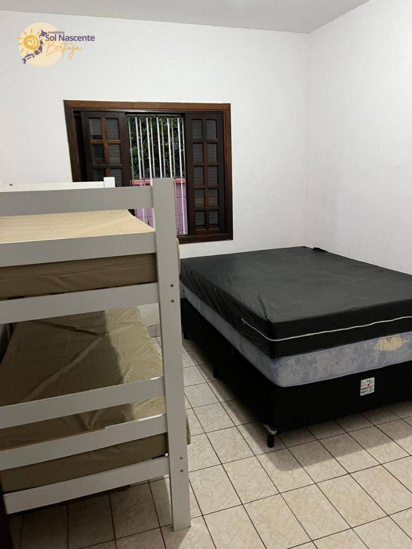 Casa para alugar com 2 quartos, 92m² - Foto 13