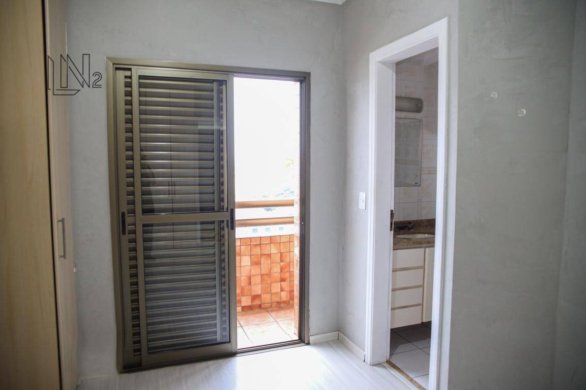 Apartamento para alugar com 3 quartos, 105m² - Foto 49