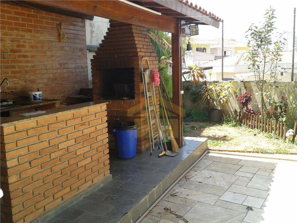 Sobrado à venda com 3 quartos, 200m² - Foto 13