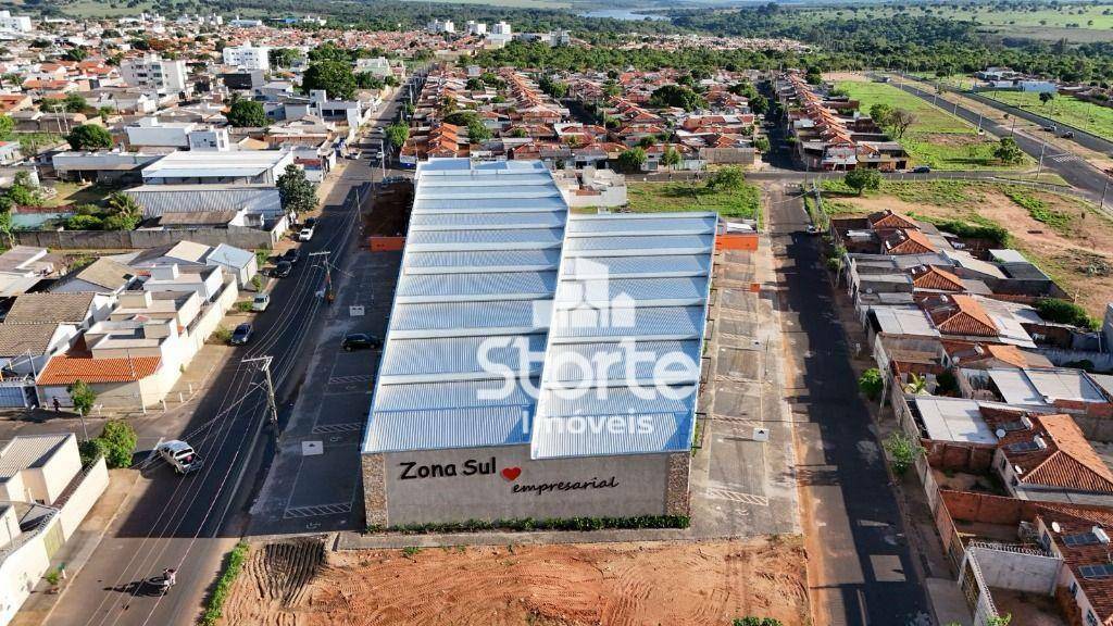 Depósito-Galpão-Armazém para alugar, 165m² - Foto 2