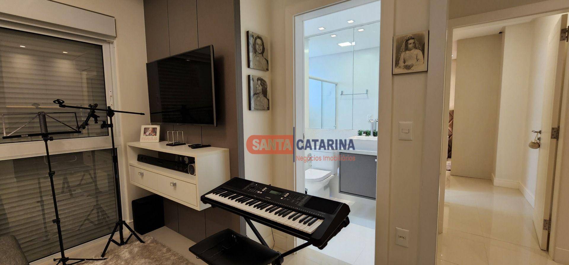 Apartamento à venda com 4 quartos, 167m² - Foto 10