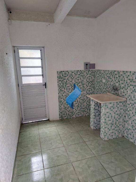 Casa à venda com 3 quartos, 180m² - Foto 8