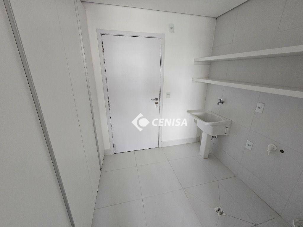 Apartamento para alugar com 3 quartos, 155m² - Foto 11