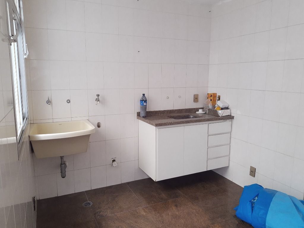 Sobrado à venda com 4 quartos, 250m² - Foto 50