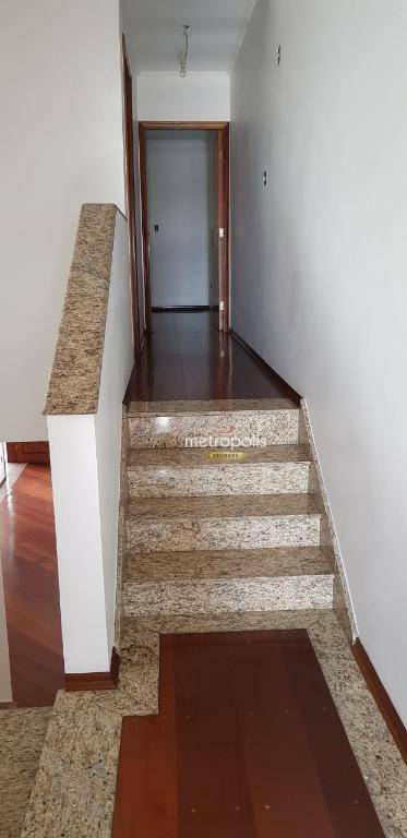 Sobrado à venda com 3 quartos, 250m² - Foto 19