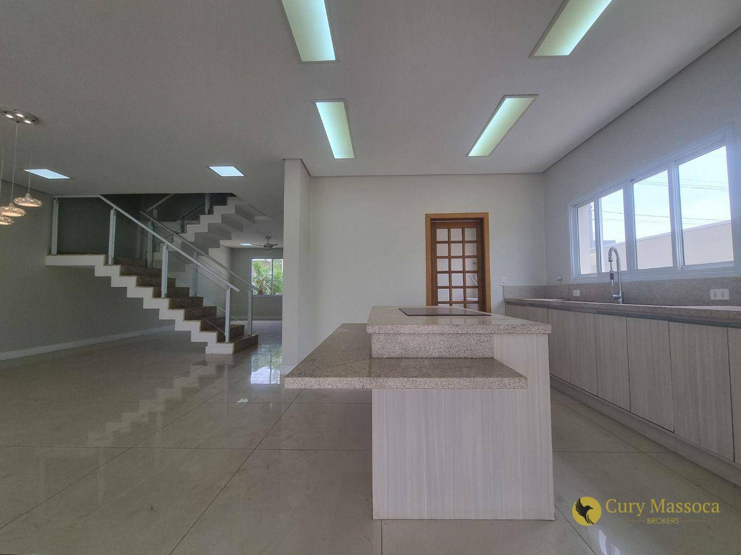 Casa de Condomínio à venda, 318m² - Foto 12