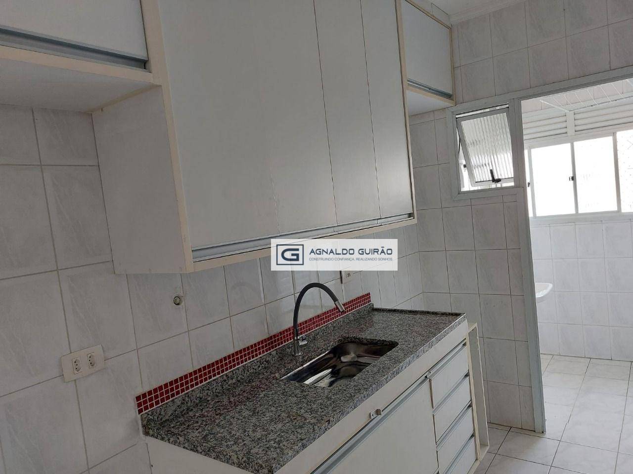 Apartamento à venda com 2 quartos, 67m² - Foto 16