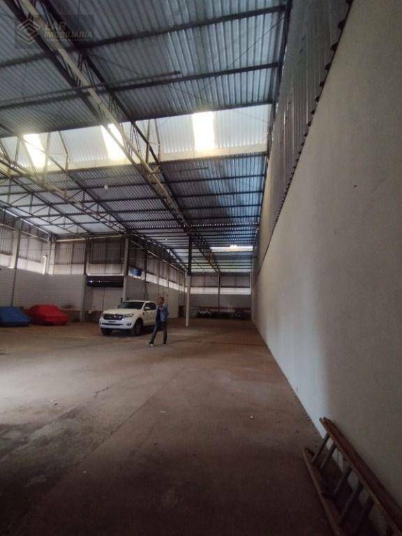 Depósito-Galpão-Armazém para alugar, 550m² - Foto 2