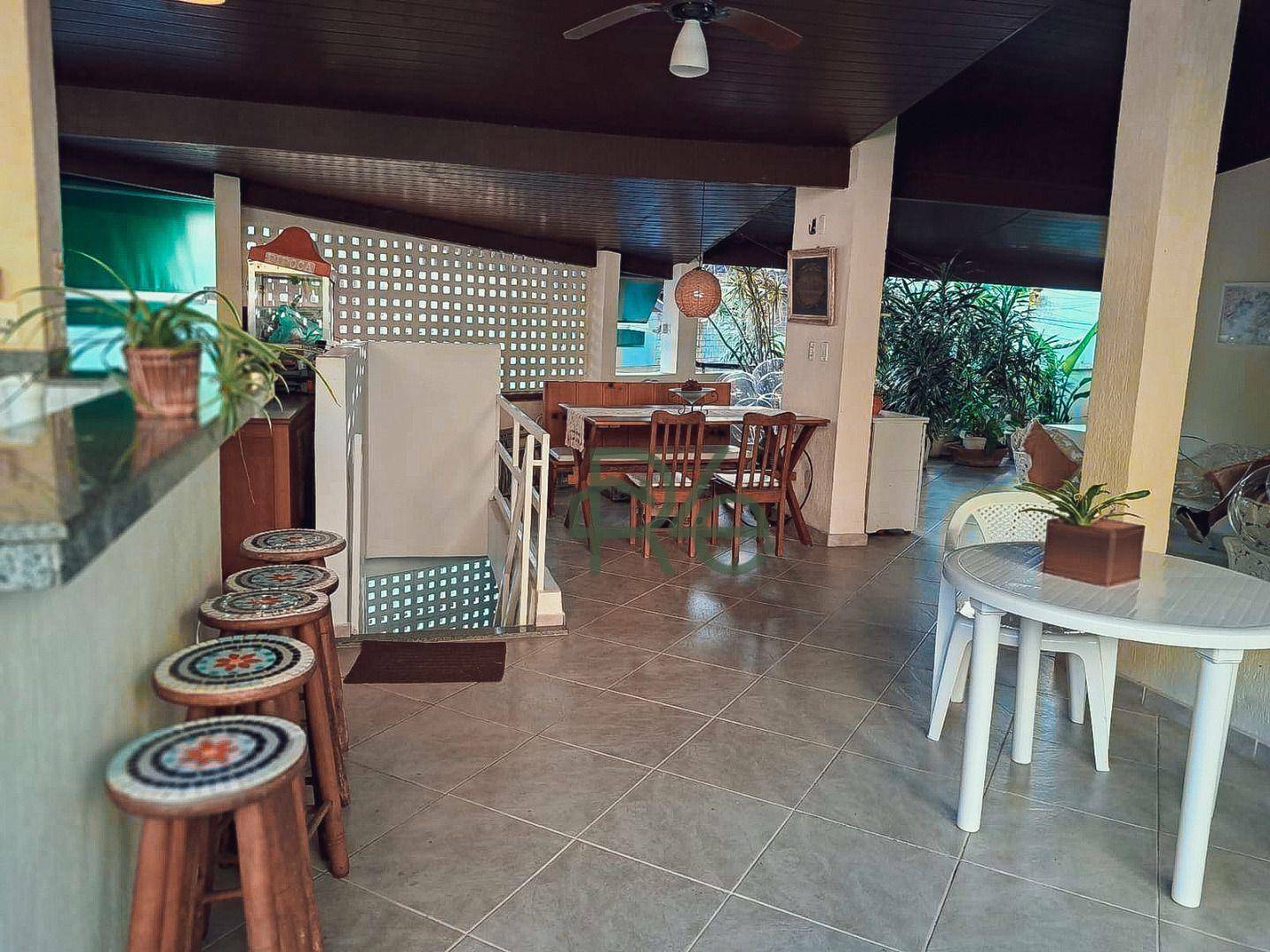 Casa de Condomínio à venda com 3 quartos, 300M2 - Foto 13