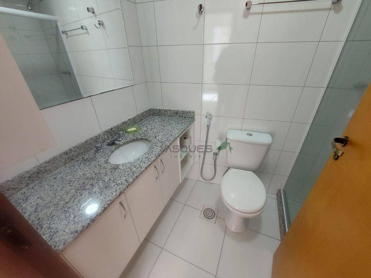 Apartamento para alugar com 2 quartos, 64m² - Foto 4