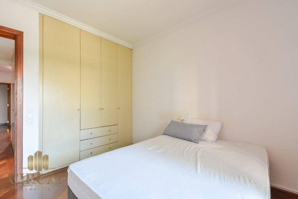 Apartamento à venda com 4 quartos, 235m² - Foto 21