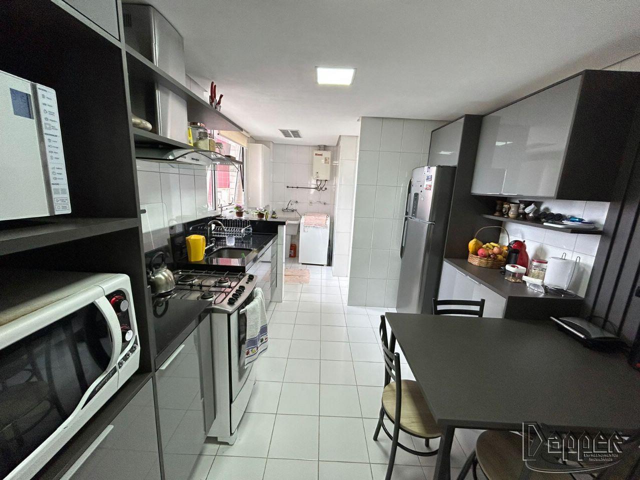 Apartamento à venda com 3 quartos, 119m² - Foto 5