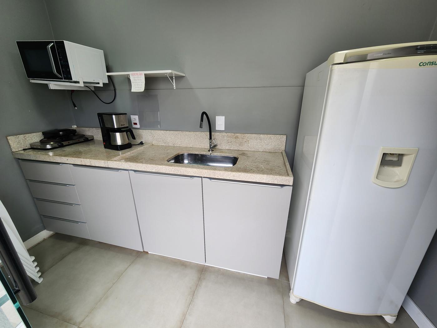 Prédio Inteiro para alugar com 4 quartos, 240m² - Foto 35