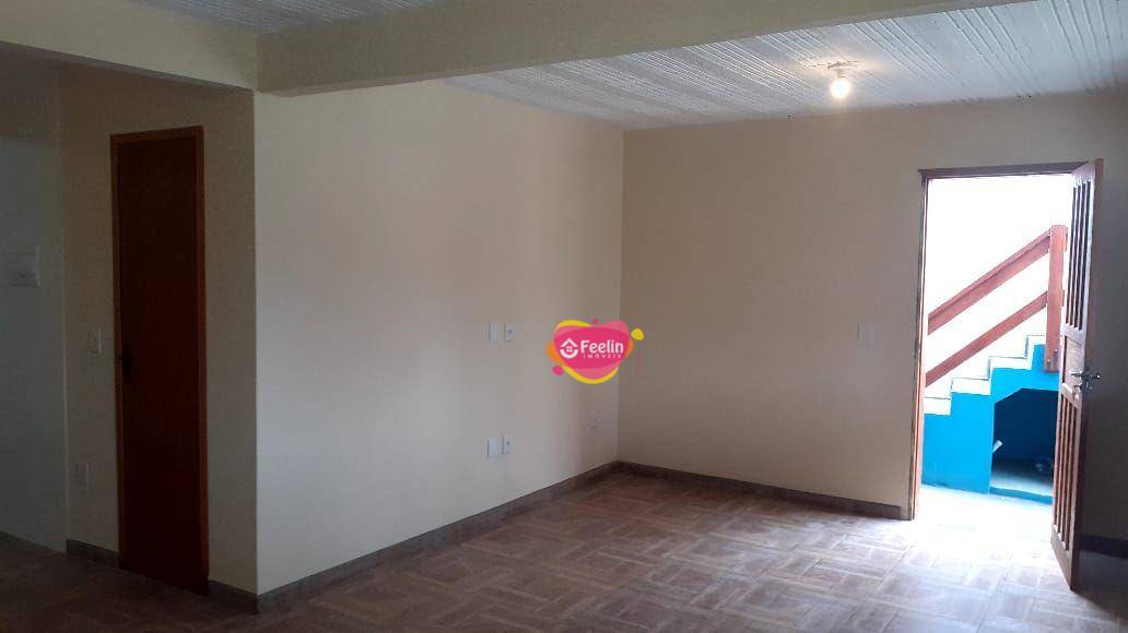 Casa para alugar com 2 quartos, 90m² - Foto 5