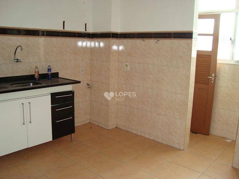 Apartamento à venda com 2 quartos, 105m² - Foto 12