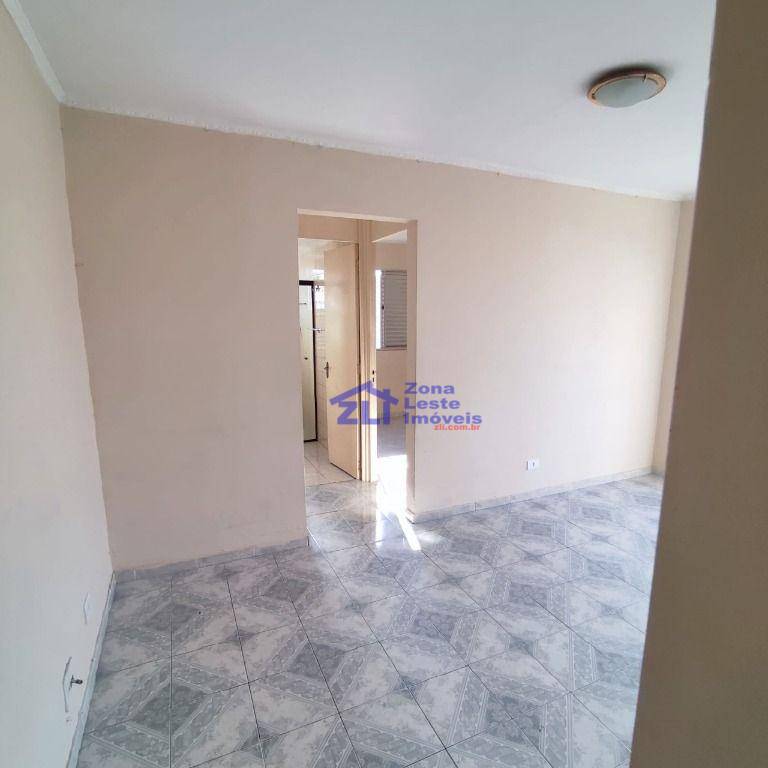 Apartamento à venda com 2 quartos, 45m² - Foto 57