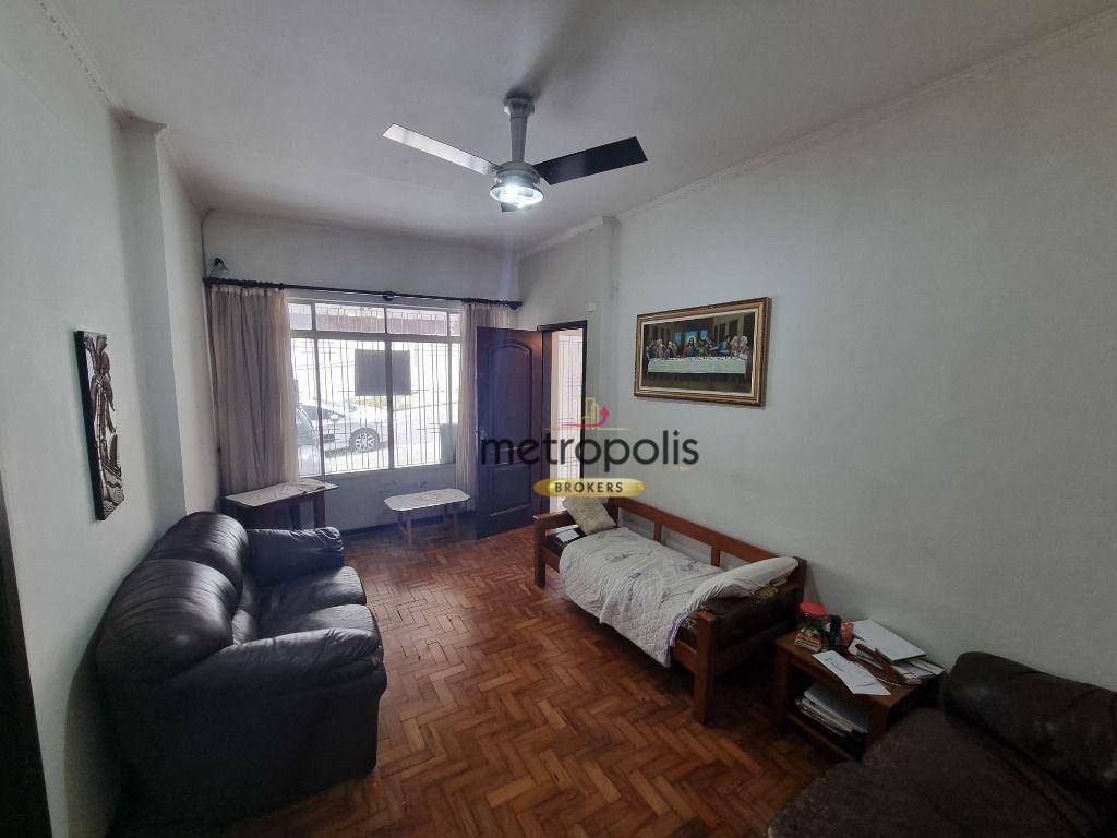 Casa à venda com 3 quartos, 140m² - Foto 1