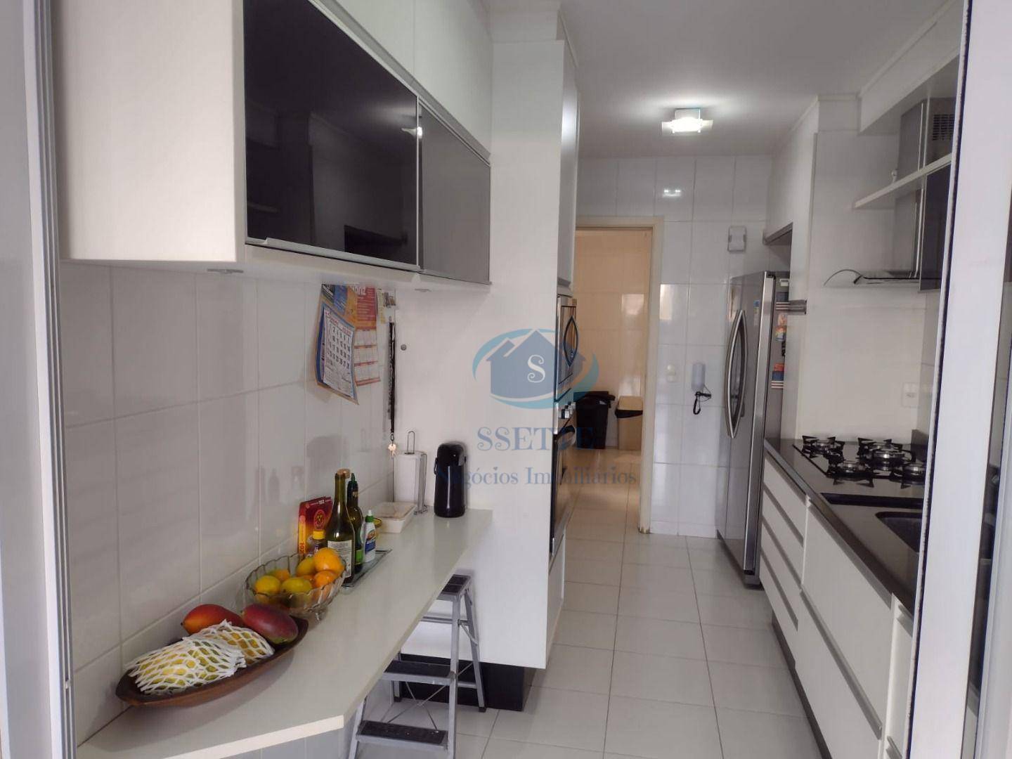 Apartamento à venda com 3 quartos, 142m² - Foto 58