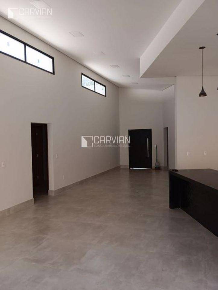 Casa de Condomínio à venda com 4 quartos, 260m² - Foto 3