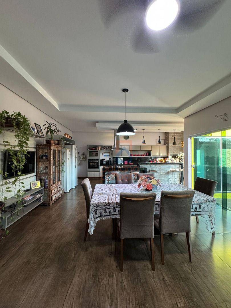 Casa, 4 quartos, 330 m² - Foto 44