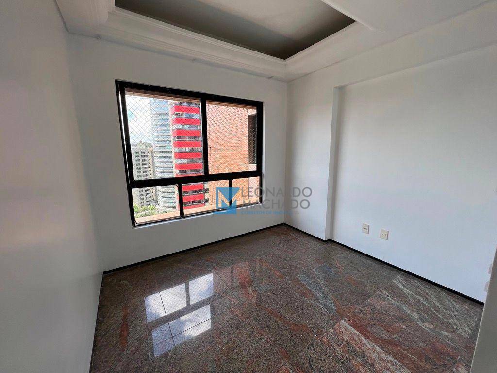 Apartamento à venda com 4 quartos, 230m² - Foto 9