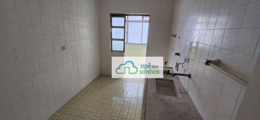 Apartamento à venda com 2 quartos, 101m² - Foto 4