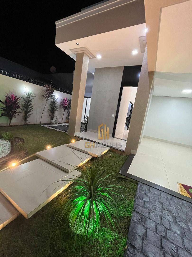 Casa à venda com 3 quartos, 200m² - Foto 2