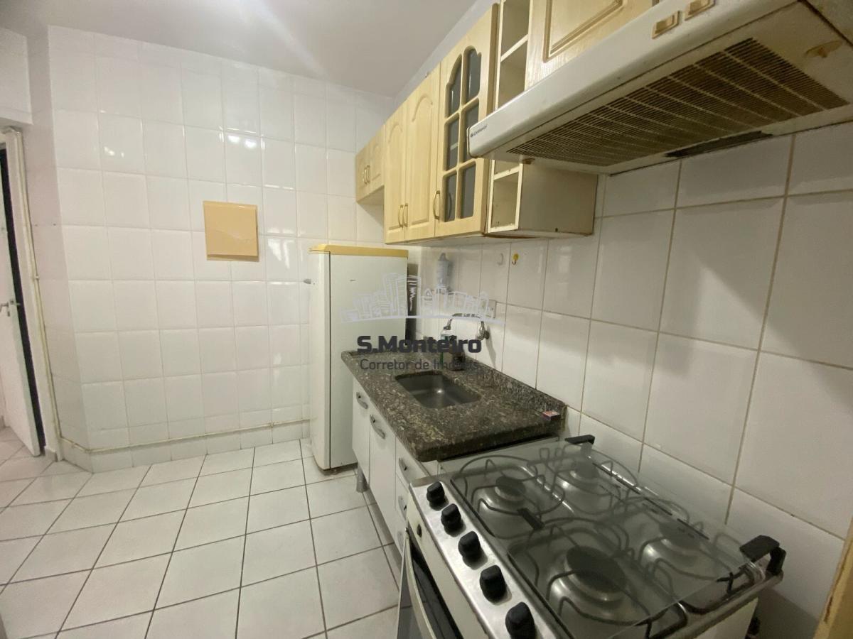 Apartamento à venda com 2 quartos, 62m² - Foto 10