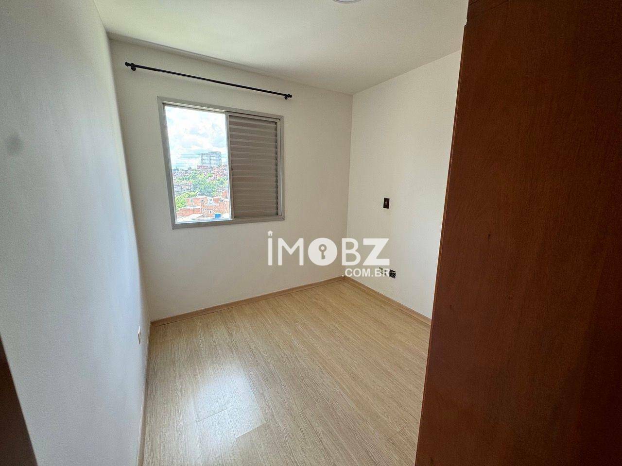 Apartamento à venda com 2 quartos, 60m² - Foto 13