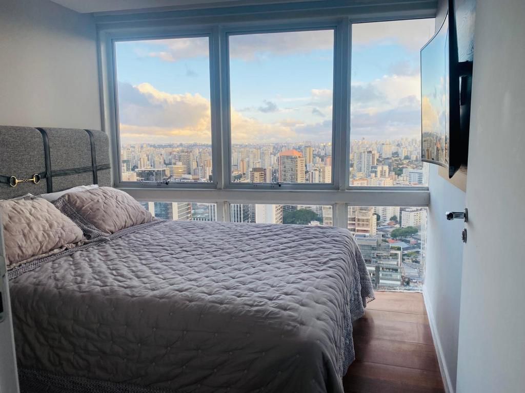 Apartamento à venda com 3 quartos, 150m² - Foto 3