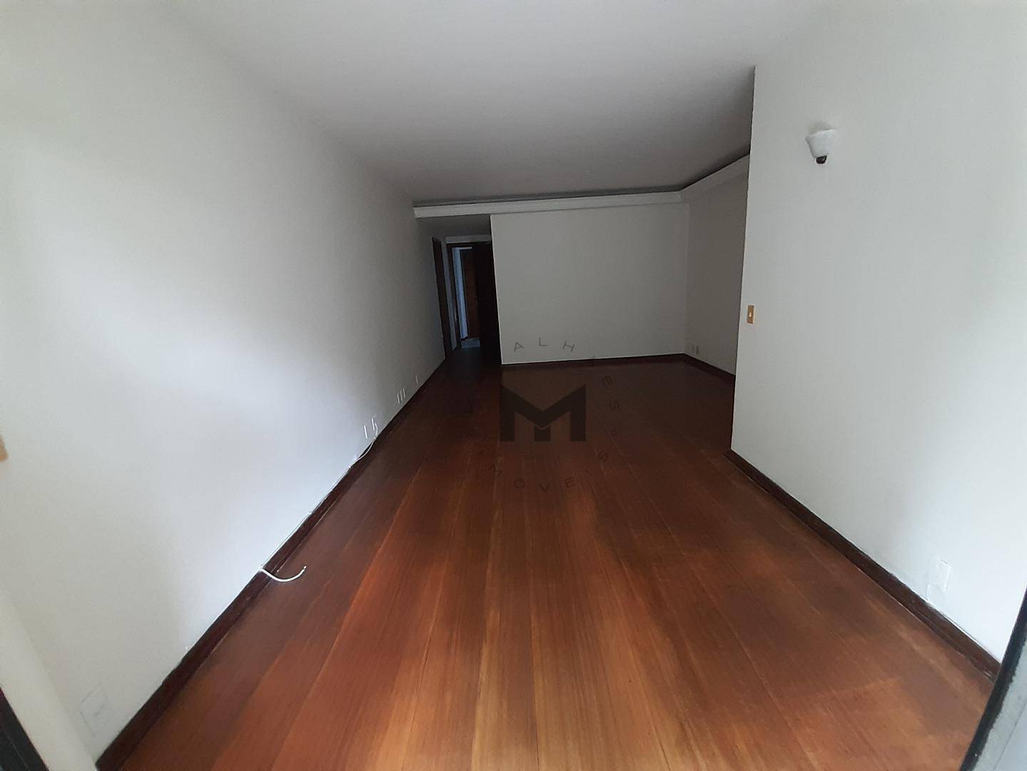 Apartamento à venda com 2 quartos, 104m² - Foto 5