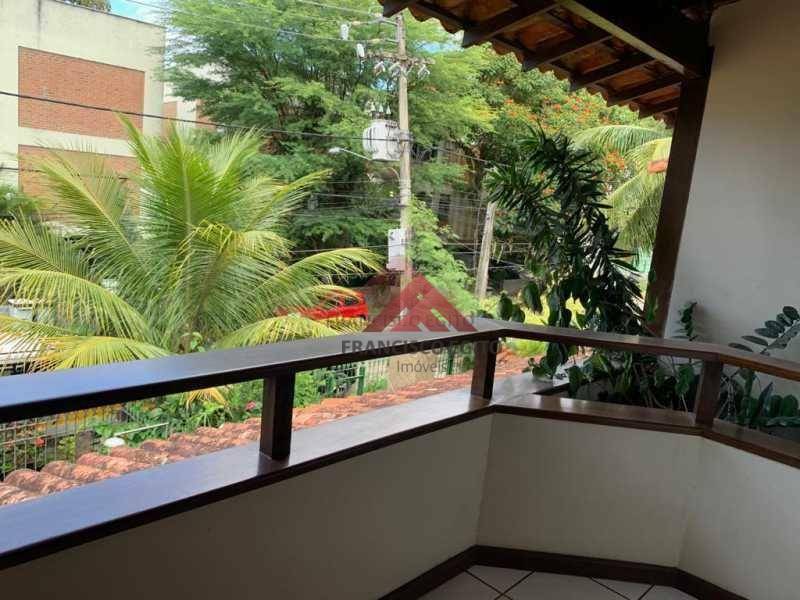 Casa à venda com 4 quartos, 360m² - Foto 15