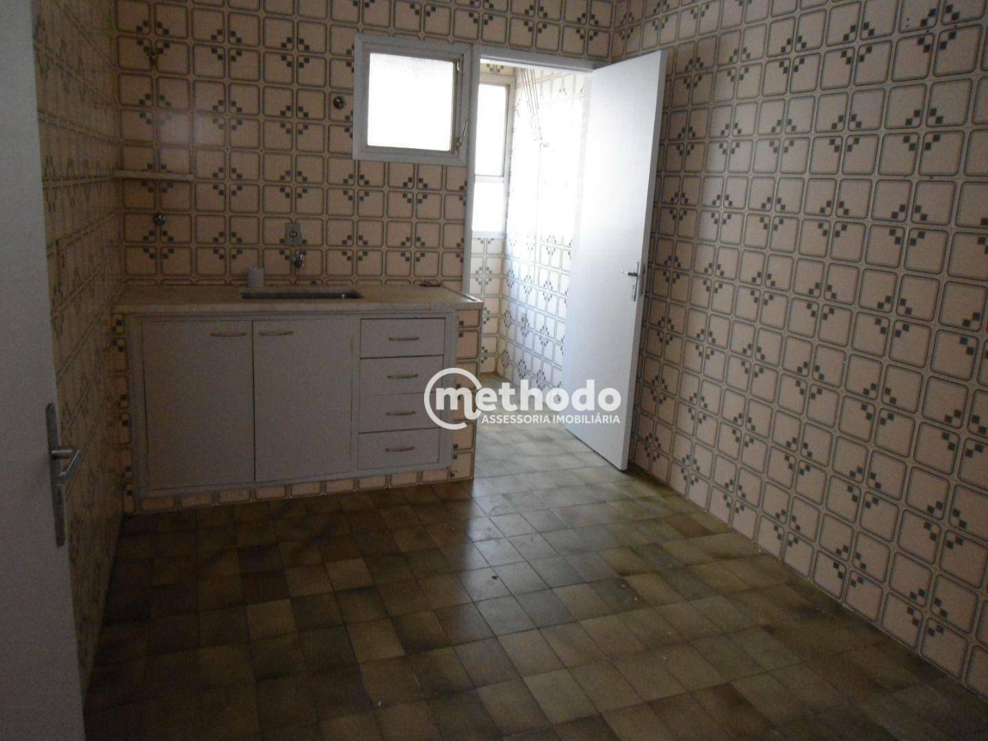 Apartamento para alugar com 2 quartos, 70m² - Foto 10