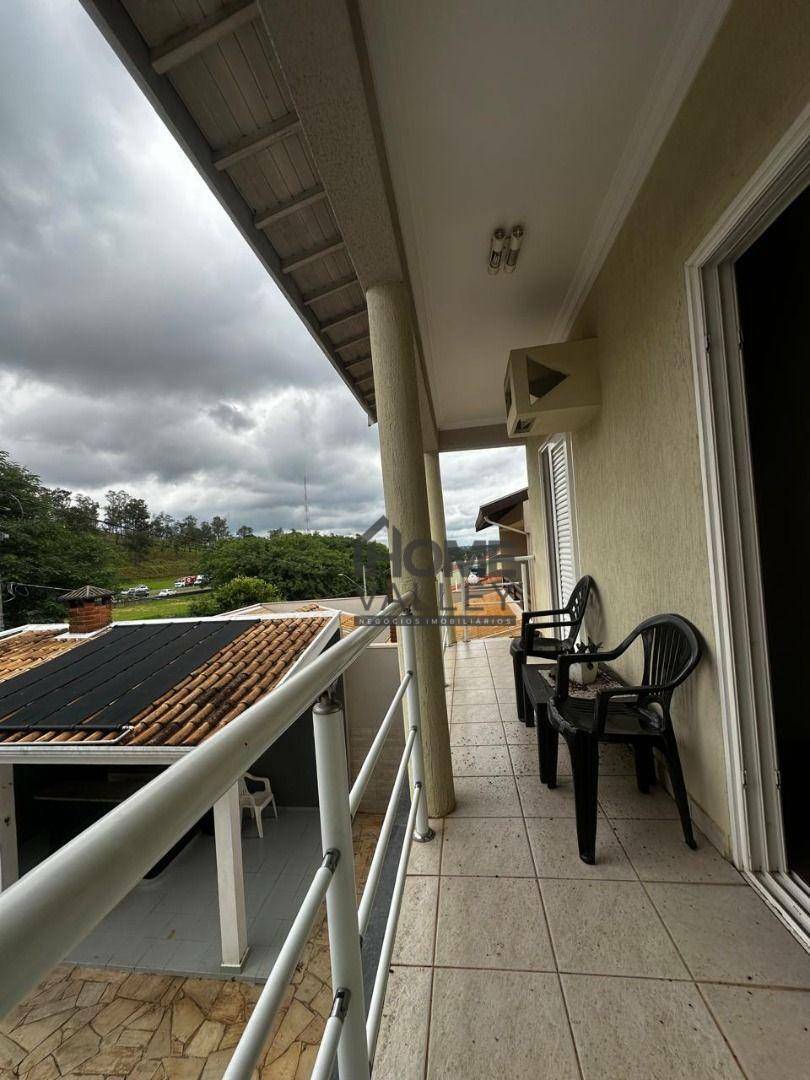 Casa de Condomínio à venda com 3 quartos, 234m² - Foto 57