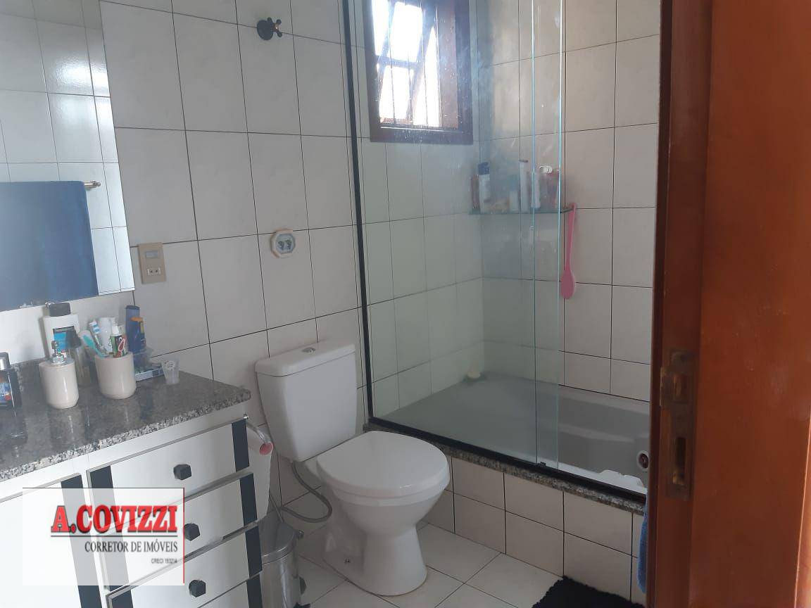 Casa à venda com 3 quartos, 119m² - Foto 12