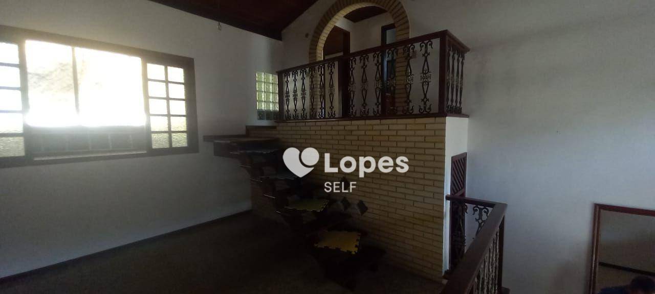 Casa, 3 quartos, 300 m² - Foto 4